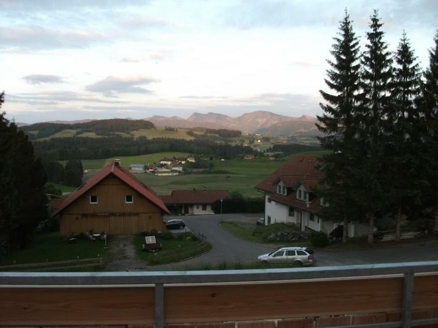 Appartamento Haus Lenzhalde Oberreute Esterno foto